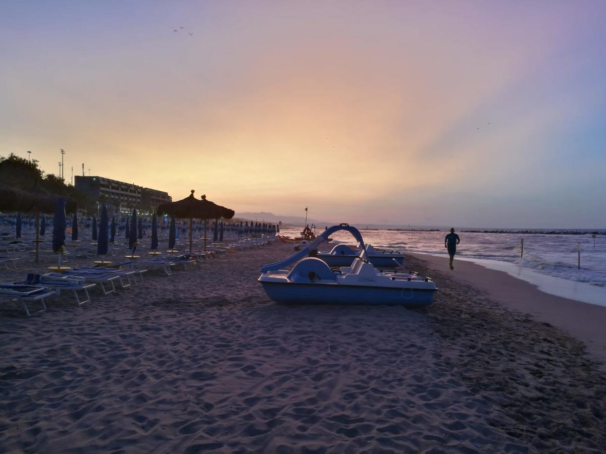 Sea Garden Rooms Termoli Ngoại thất bức ảnh